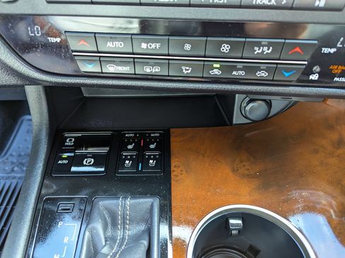 Used 2017 Lexus RX 350 AWD image 24