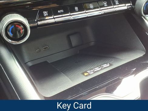 New 2026 Chevrolet Traverse Z71 w/ Enhanced Driving Package image 11