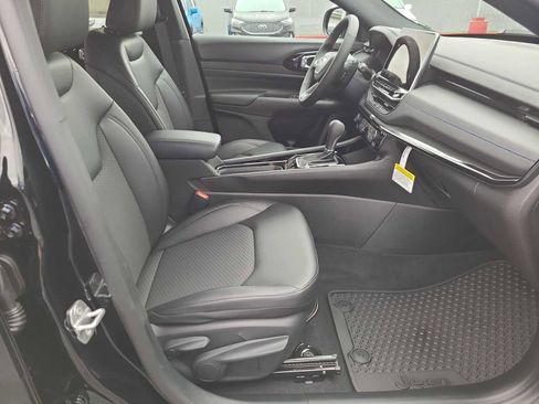 New 2026 Jeep Compass Latitude image 22