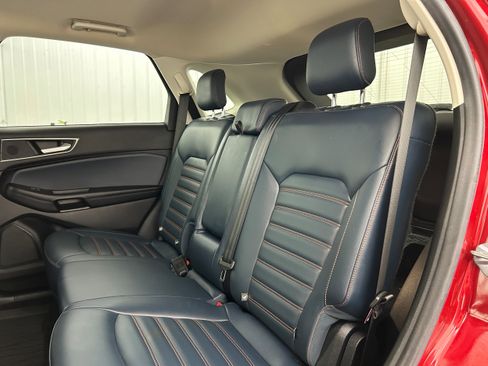 Used 2022 Ford Edge SEL w/ Sport Appearance Package AWD/4WD image 27