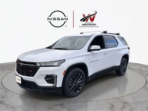 Used 2023 Chevrolet Traverse RS AWD/4WD image 7