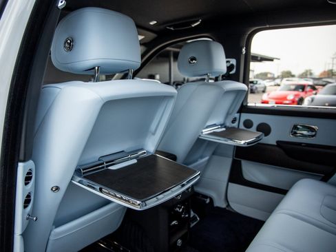 New 2026 Rolls-Royce Cullinan image 39