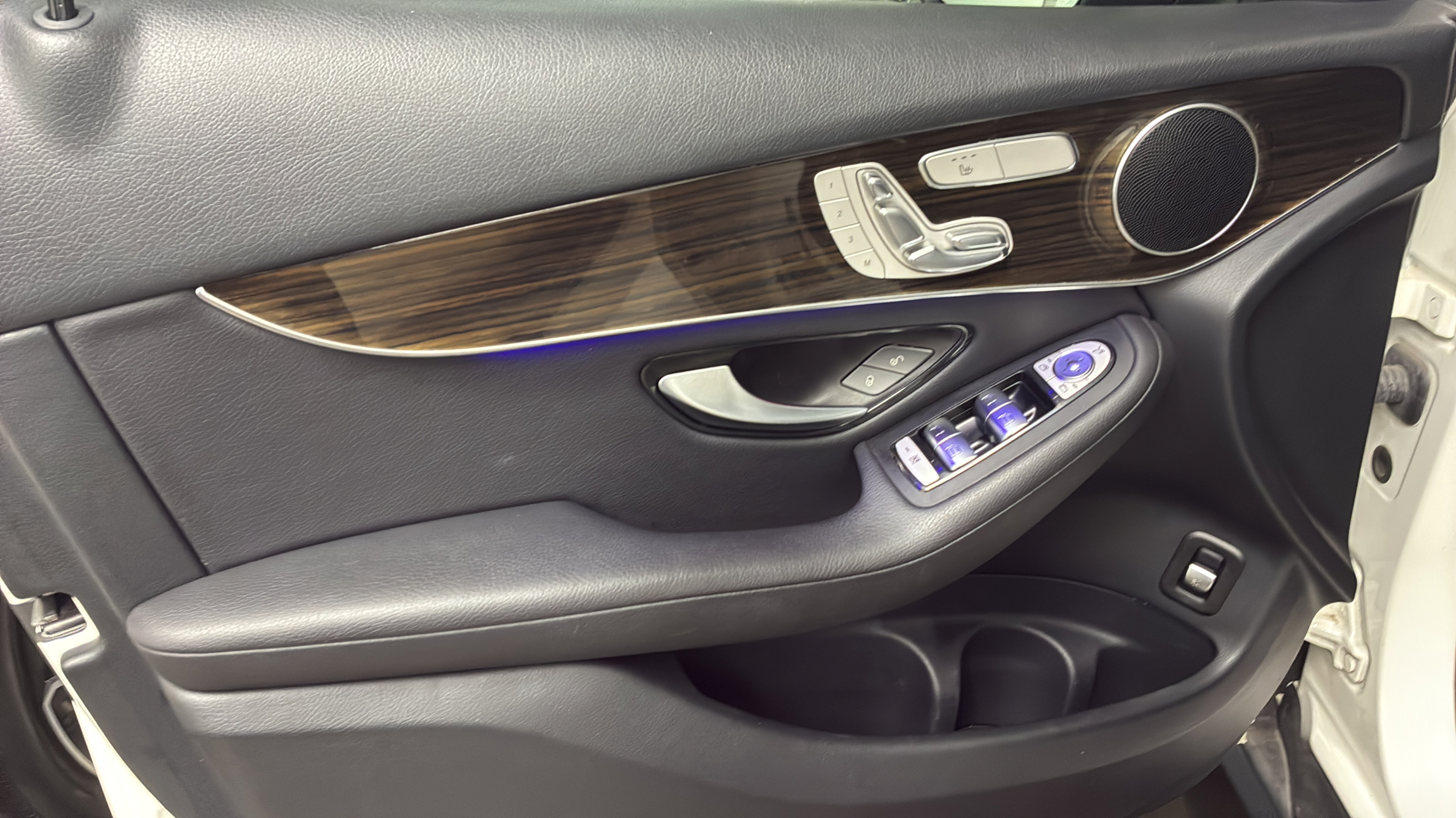 Certified 2022 Mercedes-Benz GLC 300 image 19