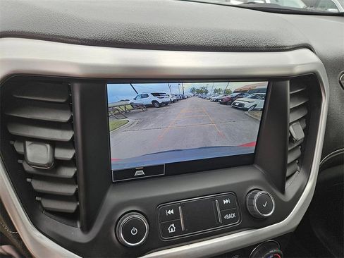 Used 2023 GMC Acadia SLT image 22