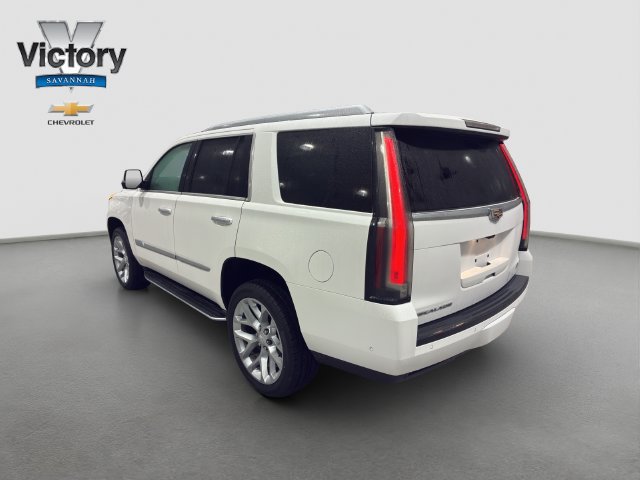 Used 2020 Cadillac Escalade Luxury AWD/4WD image 5