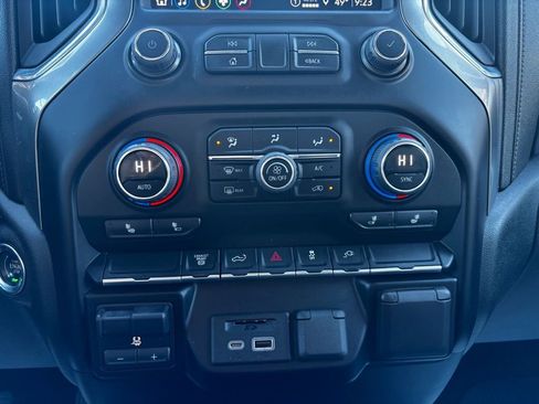 Used 2023 Chevrolet Silverado 2500 LTZ w/ Gooseneck/5TH Wheel Package image 20