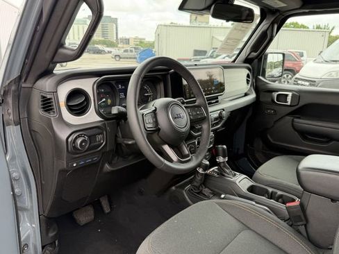 Used 2025 Jeep Wrangler Unlimited Sport S 4xe AWD/4WD image 13