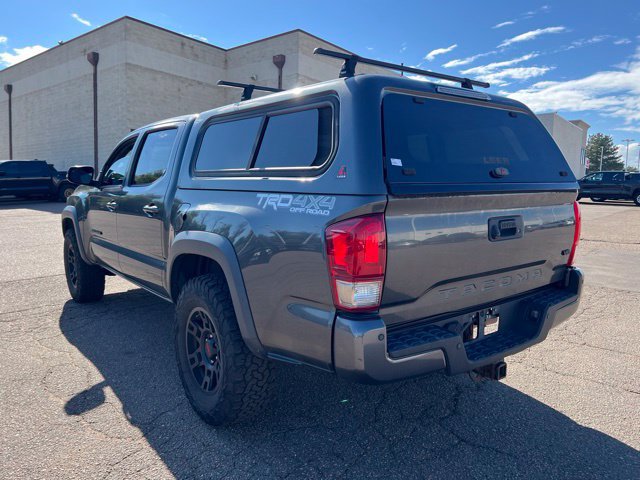 Used 2016 Toyota Tacoma TRD Off-Road w/ Premium & Technology Package AWD/4WD image 3