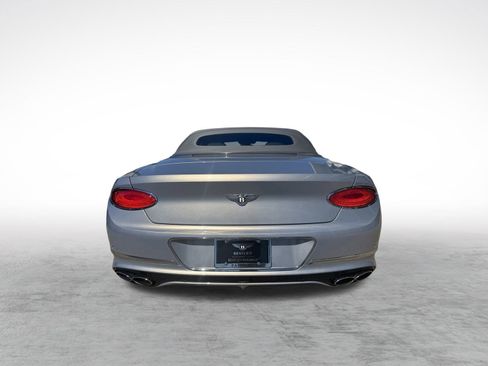 Used 2020 Bentley Continental GT image 9