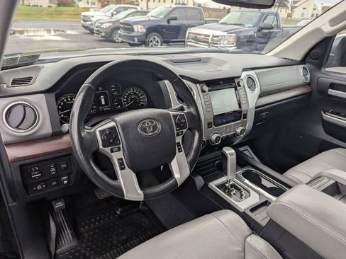 Used 2018 Toyota Tundra Limited image 14