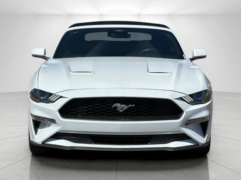 Used 2022 Ford Mustang Premium RWD image 8