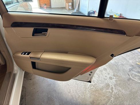 Used 2011 Mercedes-Benz S 550 image 22