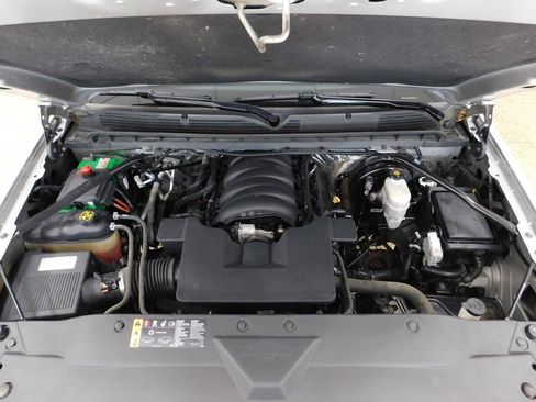 Used 2017 Chevrolet Silverado 1500 LT w/ LT Convenience Package RWD image 16
