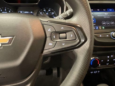 Used 2023 Chevrolet TrailBlazer LT image 33