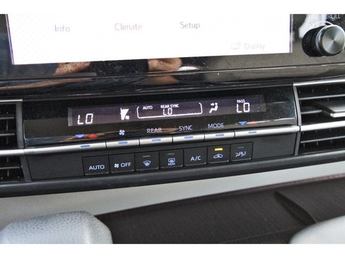 Used 2022 Toyota Sienna LE FWD image 30