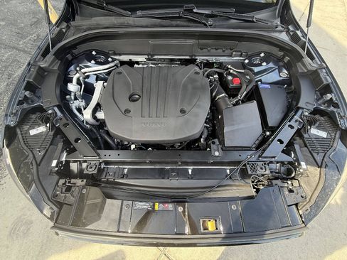 New 2026 Volvo XC60 B5 Plus w/ Protection Package Premier image 28