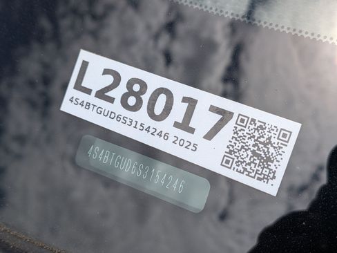Used 2025 Subaru Outback Wilderness AWD/4WD image 35