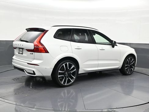 Used 2024 Volvo XC60 B5 Ultimate AWD/4WD image 6
