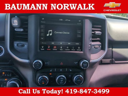 Used 2020 RAM 1500 Big Horn AWD/4WD image 17