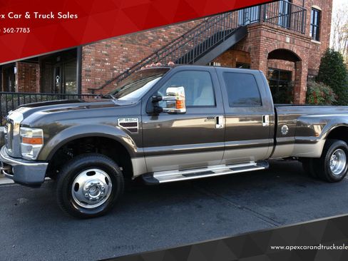 Used 2008 Ford F350 Lariat image 1