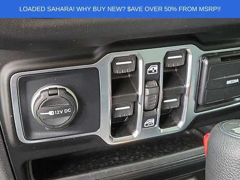 Used 2025 Jeep Wrangler Unlimited Sahara w/ Safety Group AWD/4WD image 22