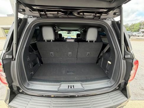 Used 2024 Ford Expedition Limited image 20
