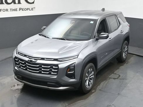 New 2026 Chevrolet Equinox LT w/ Convenience Package II FWD image 23