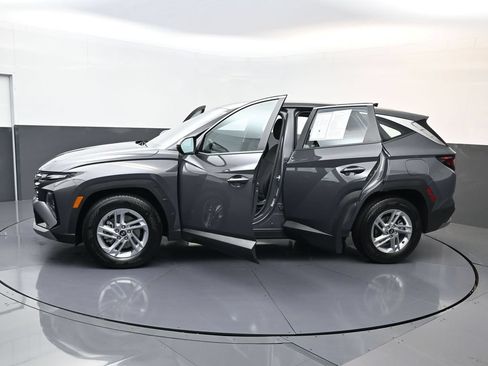 Used 2026 Hyundai Tucson SE FWD image 31