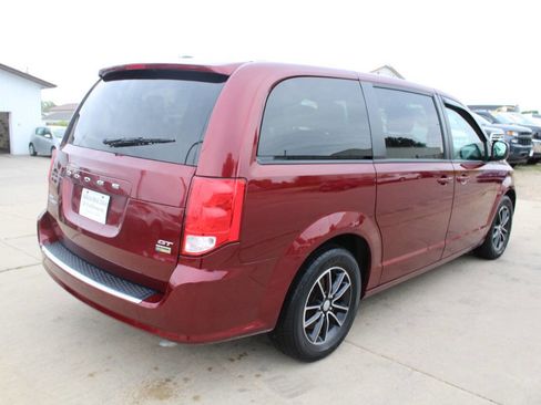 Used 2019 Dodge Grand Caravan GT FWD image 7