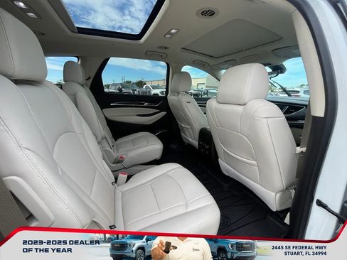 Used 2023 Buick Enclave Premium w/ Experience Buick Package image 19