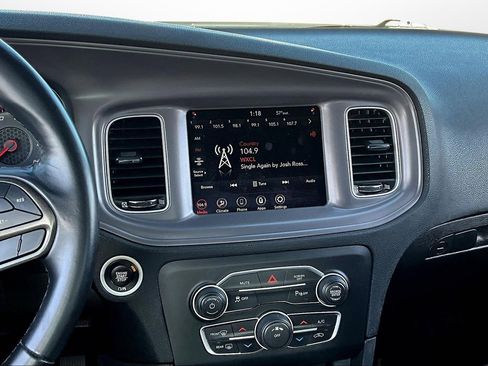 Used 2023 Dodge Charger SXT image 6