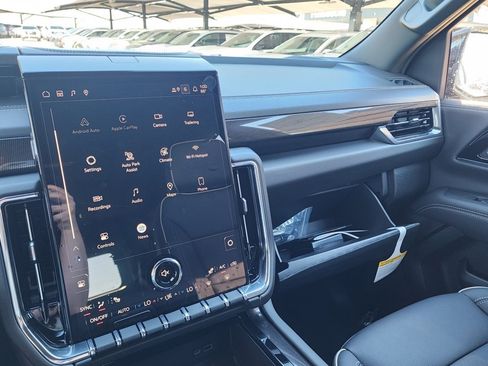 New 2026 GMC Yukon Elevation image 37