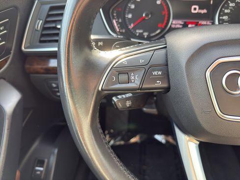 Used 2020 Audi Q5 2.0T Premium w/ Convenience Package image 16