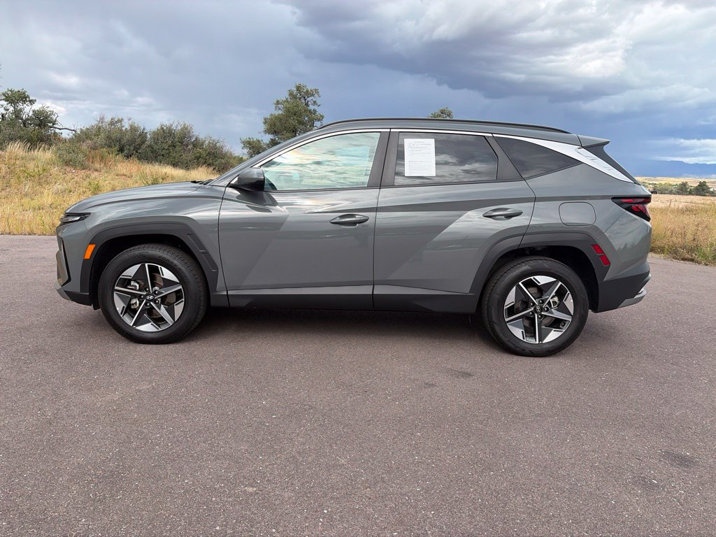Certified 2025 Hyundai Tucson SEL AWD/4WD image 8