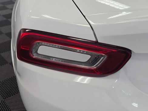 Used 2017 FIAT 124 Spider Abarth RWD image 52