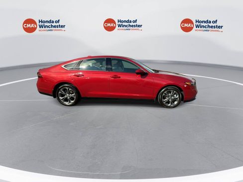 Used 2025 Honda Accord EX-L image 9