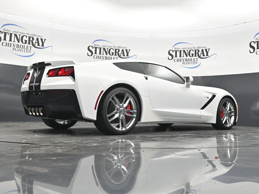 Used 2019 Chevrolet Corvette Stingray Coupe w/ 1LT RWD image 32