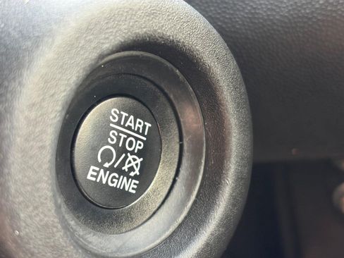 Used 2023 RAM ProMaster 2500 FWD image 22