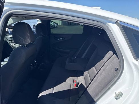 Used 2023 Chevrolet Malibu LT FWD image 6
