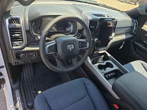New 2026 RAM 1500 Big Horn AWD/4WD image 15