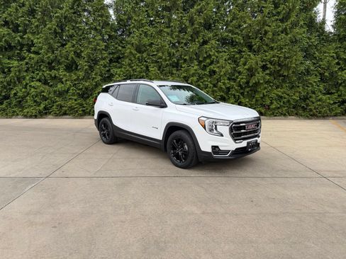Used 2022 GMC Terrain AT4 AWD/4WD image 7