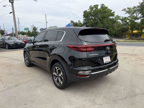 Used 2022 Kia Sportage LX FWD image 6