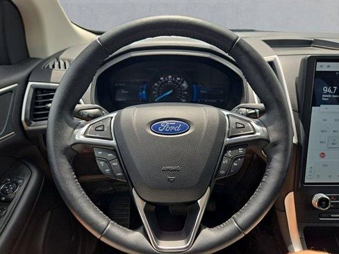 Certified 2023 Ford Edge SEL w/ Convenience Package AWD/4WD image 13