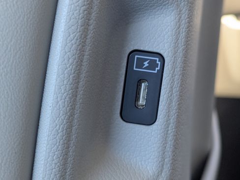 New 2026 Kia Sorento S AWD/4WD image 22