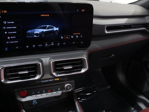 Used 2025 Ford Mustang GT Premium RWD image 66