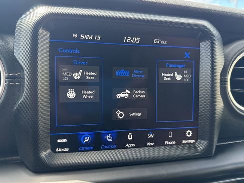 Used 2021 Jeep Wrangler Unlimited Sahara image 22