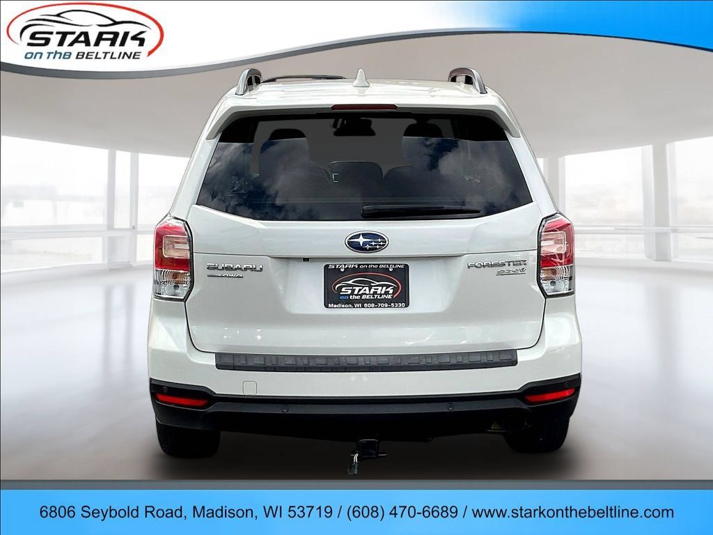 Used 2017 Subaru Forester 2.5i Touring AWD/4WD image 5