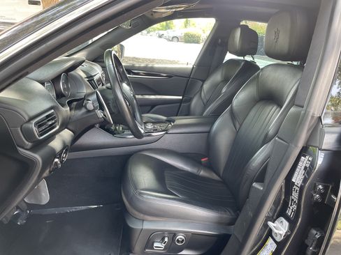 Used 2023 Maserati Levante Modena AWD/4WD image 15