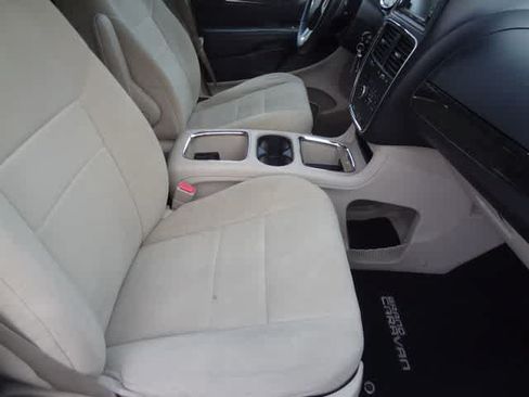 Used 2012 Dodge Grand Caravan Crew w/ Safety Sphere Group FWD image 16