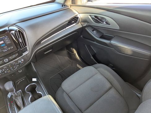 Certified 2023 Chevrolet Traverse LT image 19
